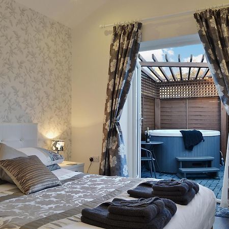 Oswald Lodge Llanon Luaran gambar